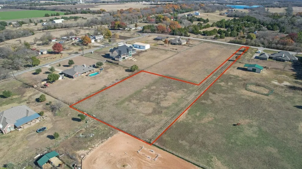 1 CR 377 Van Alstyne, TX 75495