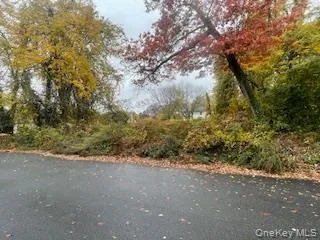 6 Pine Street Wyandanch, NY 11798