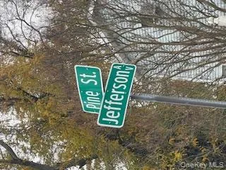 6 Pine Street Wyandanch, NY 11798