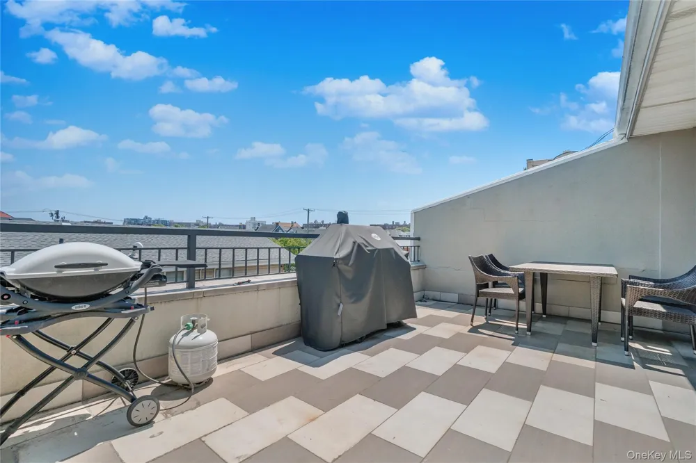 208 Beach 124th Street #6 Far Rockaway, NY 11694
