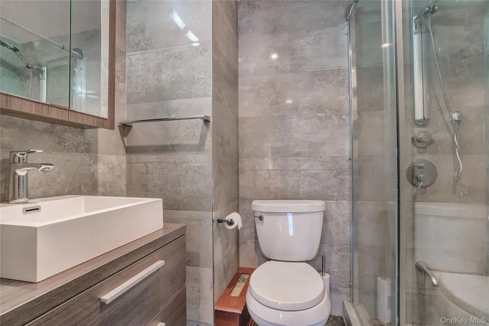 208 Beach 124th Street #6 Far Rockaway, NY 11694