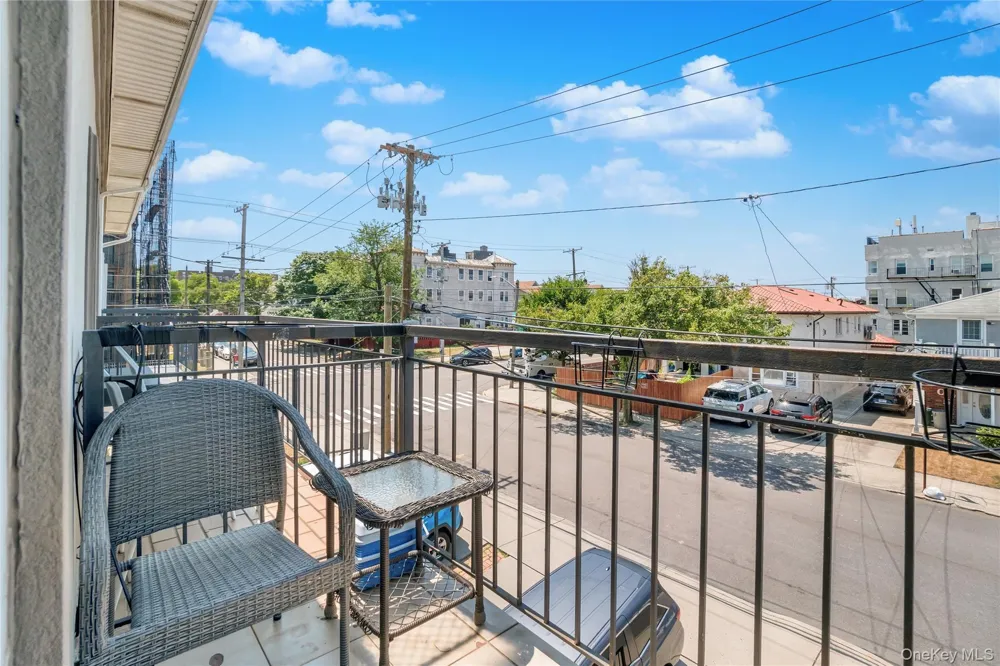 208 Beach 124th Street #6 Far Rockaway, NY 11694