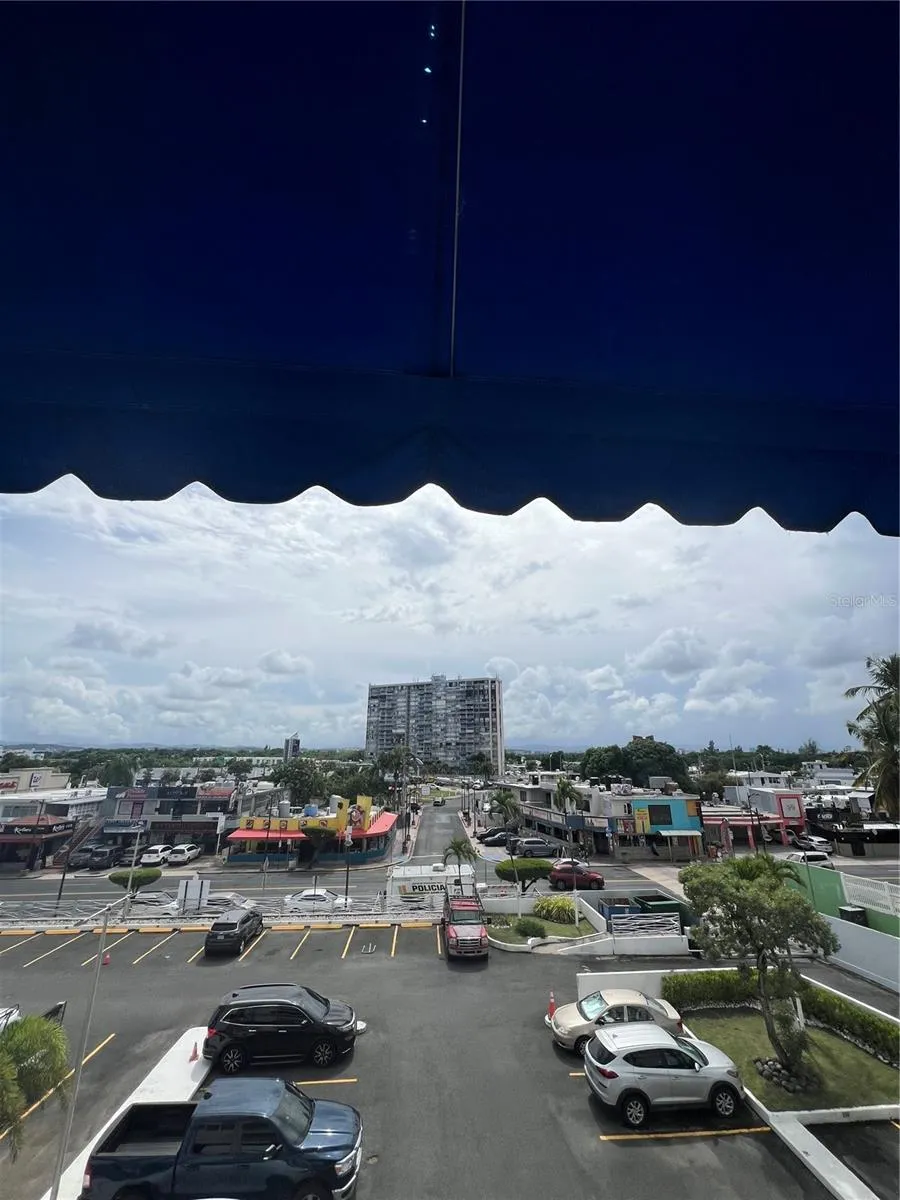 5349 ISLA VERDE AVENUE #402 Carolina, PR 00979