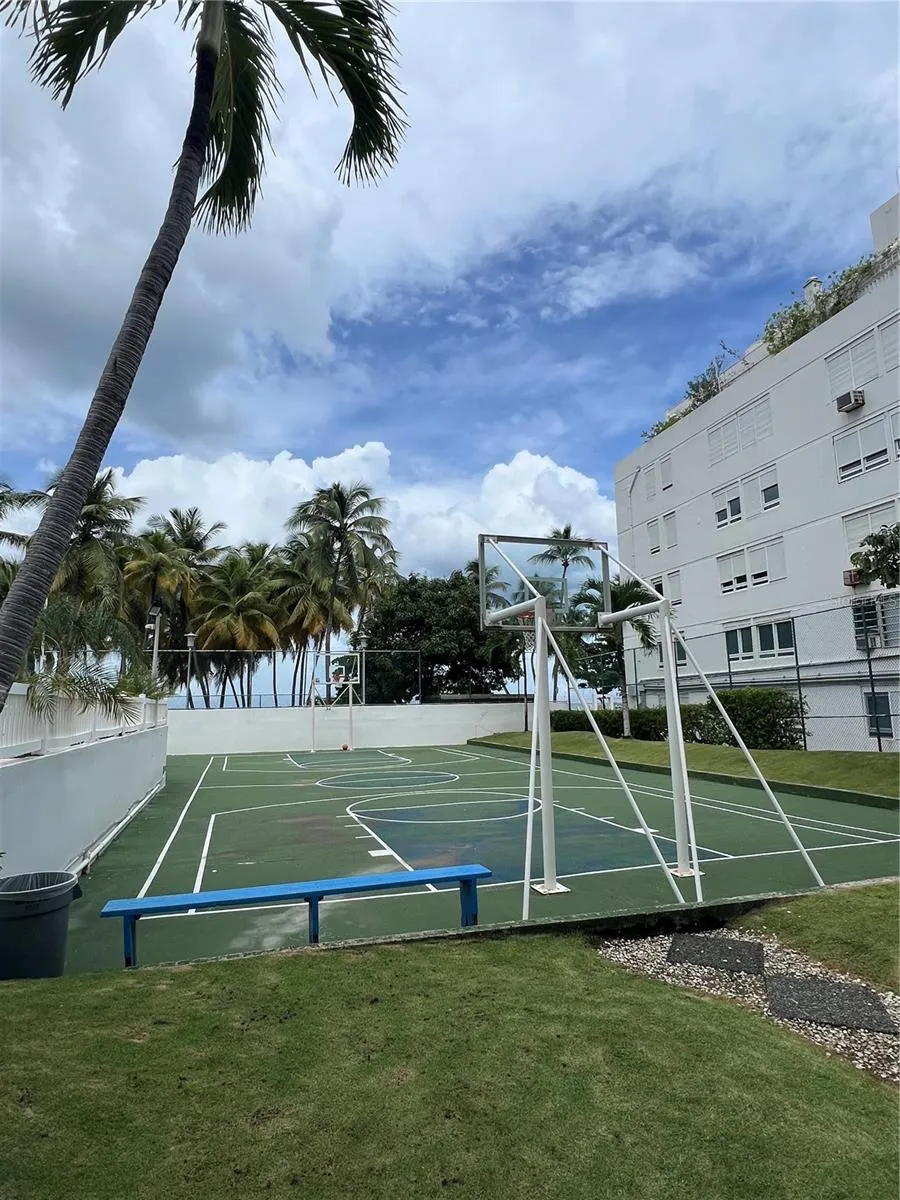 5349 ISLA VERDE AVENUE #402 Carolina, PR 00979