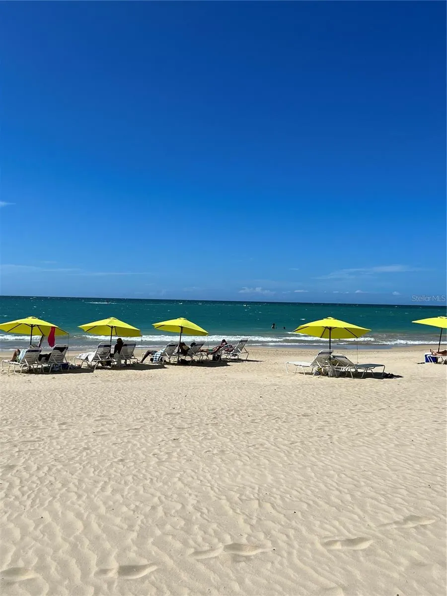 5349 ISLA VERDE AVENUE #402 Carolina, PR 00979