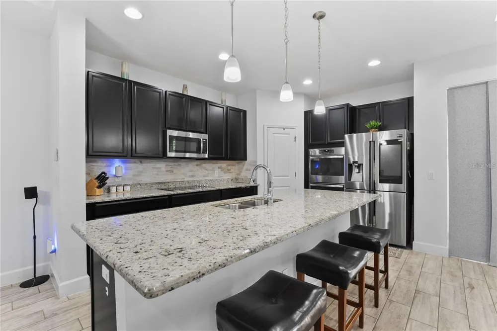 572 LAKE WILDMERE COVE Longwood, FL 32750