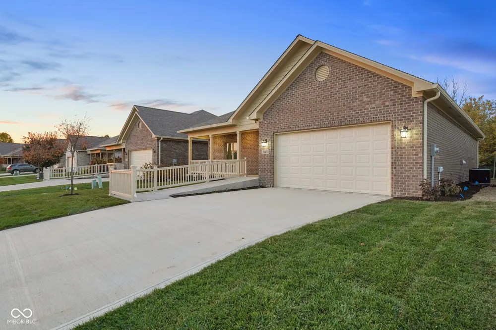 5406 E Commons North Drive Mooresville, IN 46158