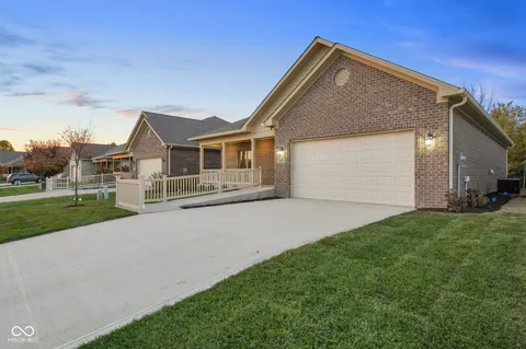 5406 E Commons North Drive