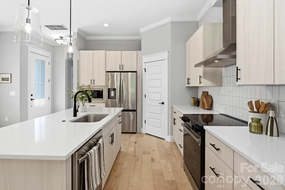 103 Collin Place #1 Asheville, NC 28804