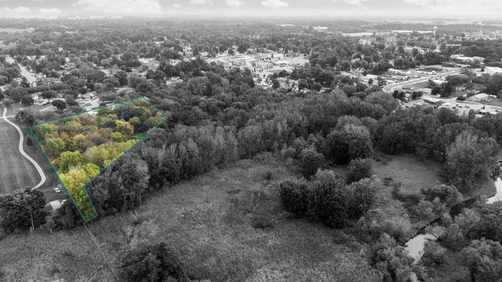 3237 Ann Street Fowlerville, MI 48836