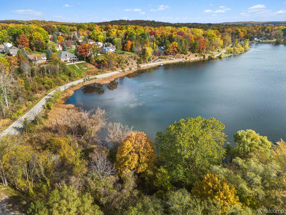 Cranberry Lake Road Independence Charter Township, MI 48348