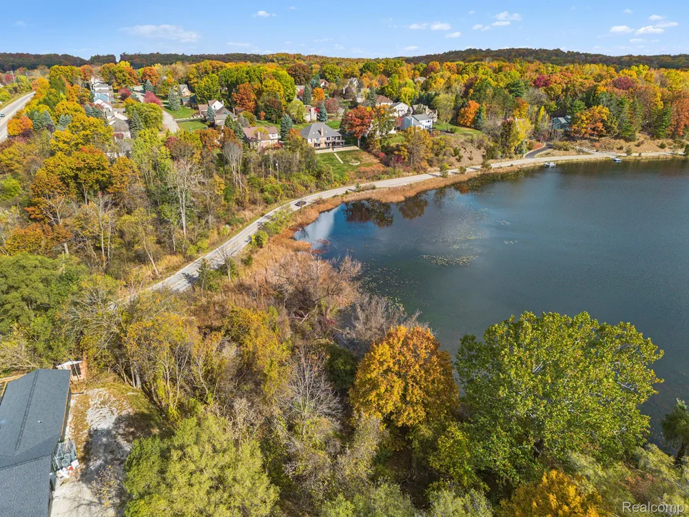 Cranberry Lake Road Independence Charter Township, MI 48348