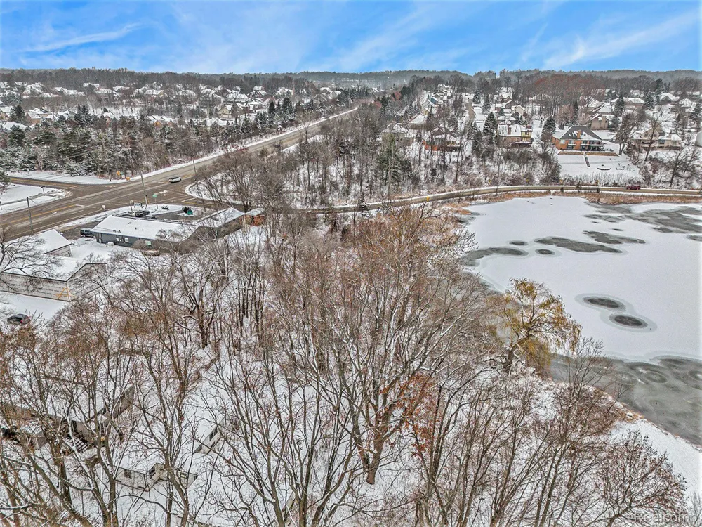 Cranberry Lake Road Independence Charter Township, MI 48348