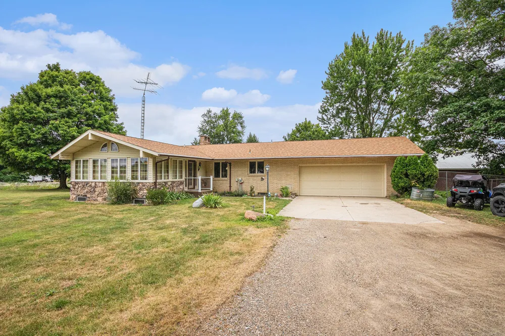 7349 E Main Street Eau Claire, MI 49111