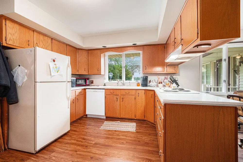 7349 E Main Street Eau Claire, MI 49111