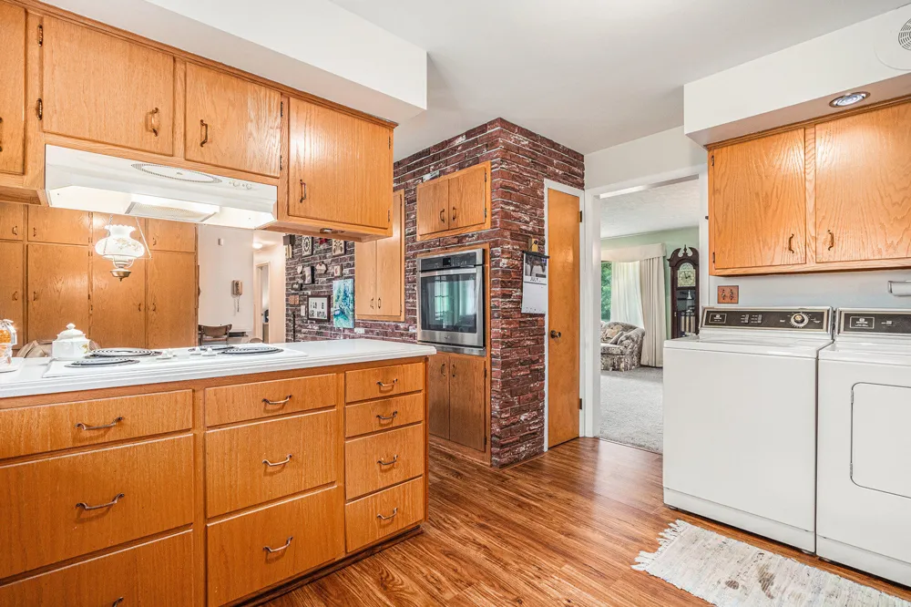 7349 E Main Street Eau Claire, MI 49111
