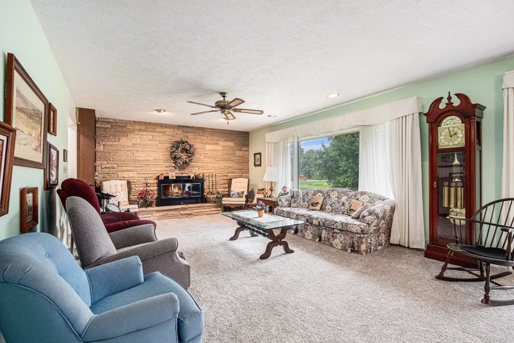 7349 E Main Street Eau Claire, MI 49111