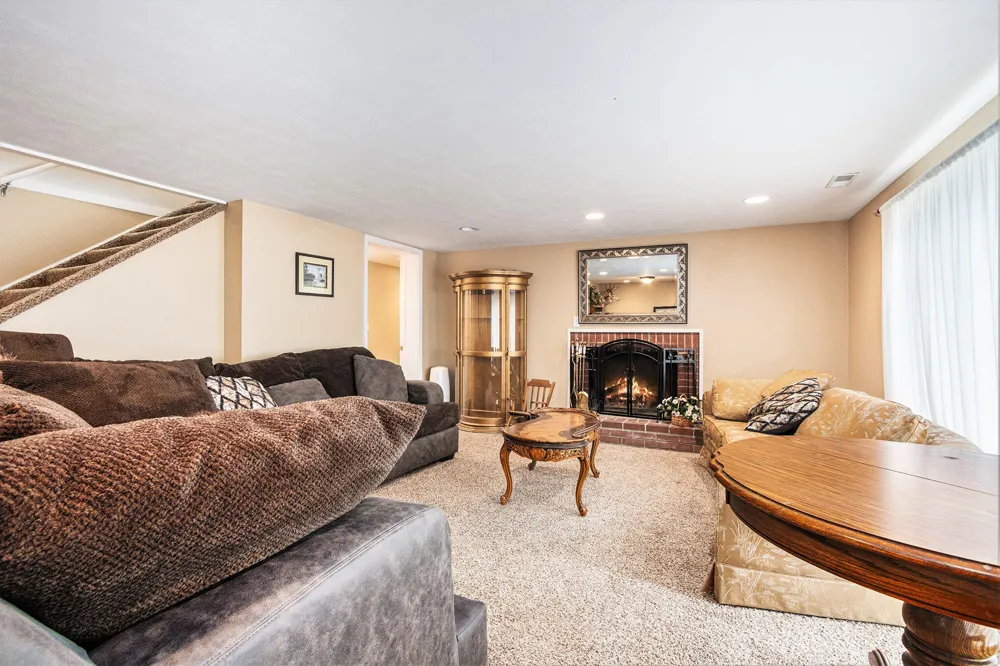 7349 E Main Street Eau Claire, MI 49111