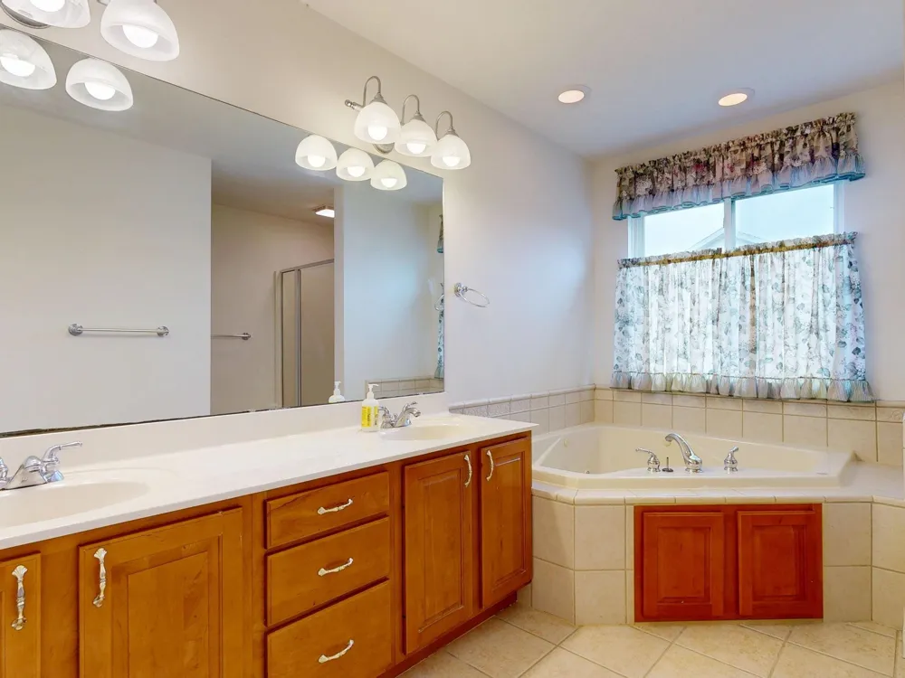 1408 Abbey Lane Mt Pleasant City, MI 48858