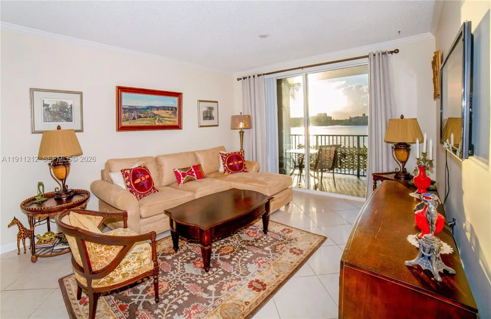 17150 Bay Rd #2207 Sunny Isles Beach, FL 33160