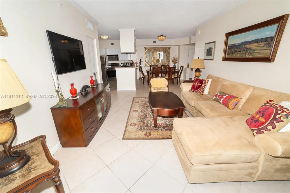 17150 Bay Rd #2207 Sunny Isles Beach, FL 33160