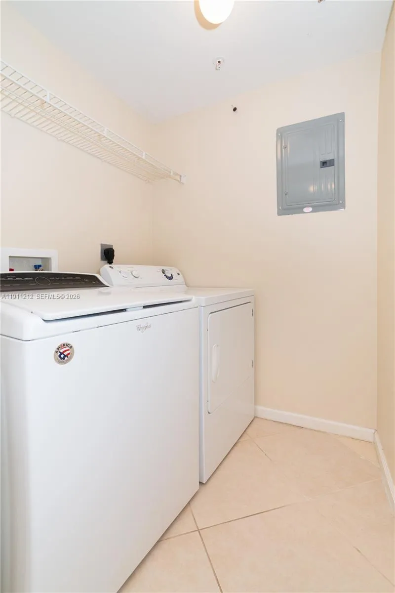 17150 Bay Rd #2207 Sunny Isles Beach, FL 33160