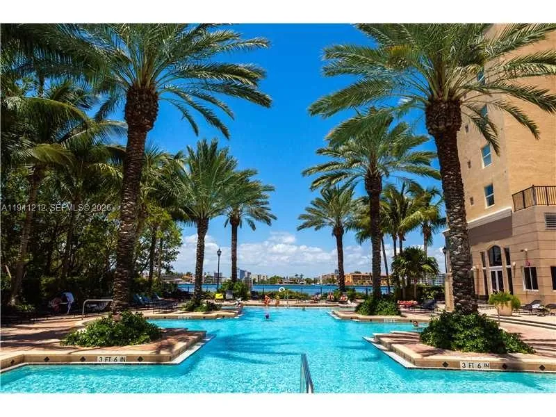 17150 Bay Rd #2207 Sunny Isles Beach, FL 33160