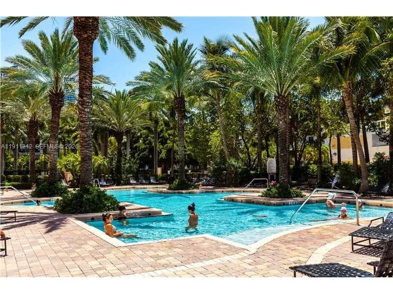 17150 Bay Rd #2207 Sunny Isles Beach, FL 33160