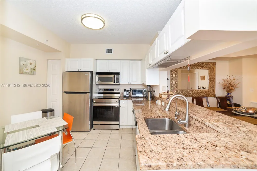 17150 Bay Rd #2207 Sunny Isles Beach, FL 33160