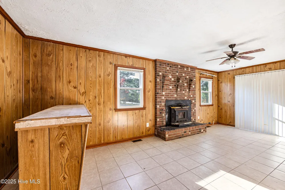 2400 Old Aberdeen Road Rockingham, NC 28379