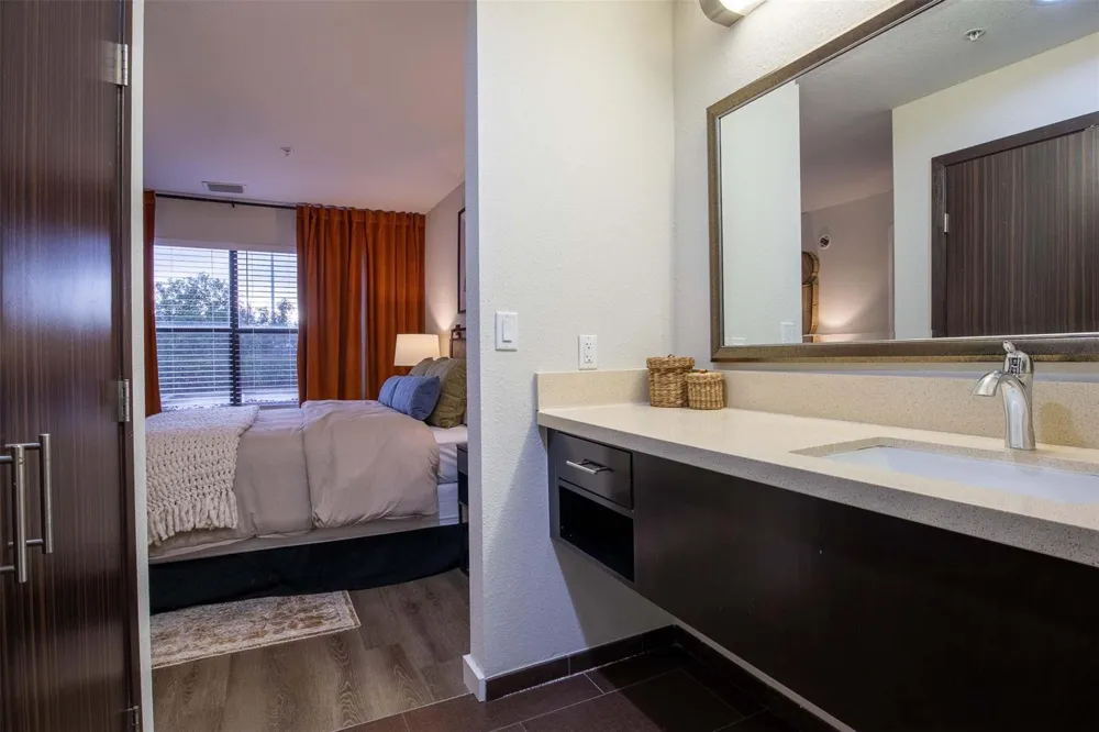 18828 State Highway 249 #124 Houston, TX 77070