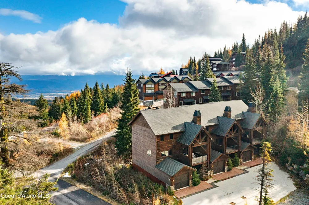 38 Avalanche Road #2 Sandpoint, ID 83864