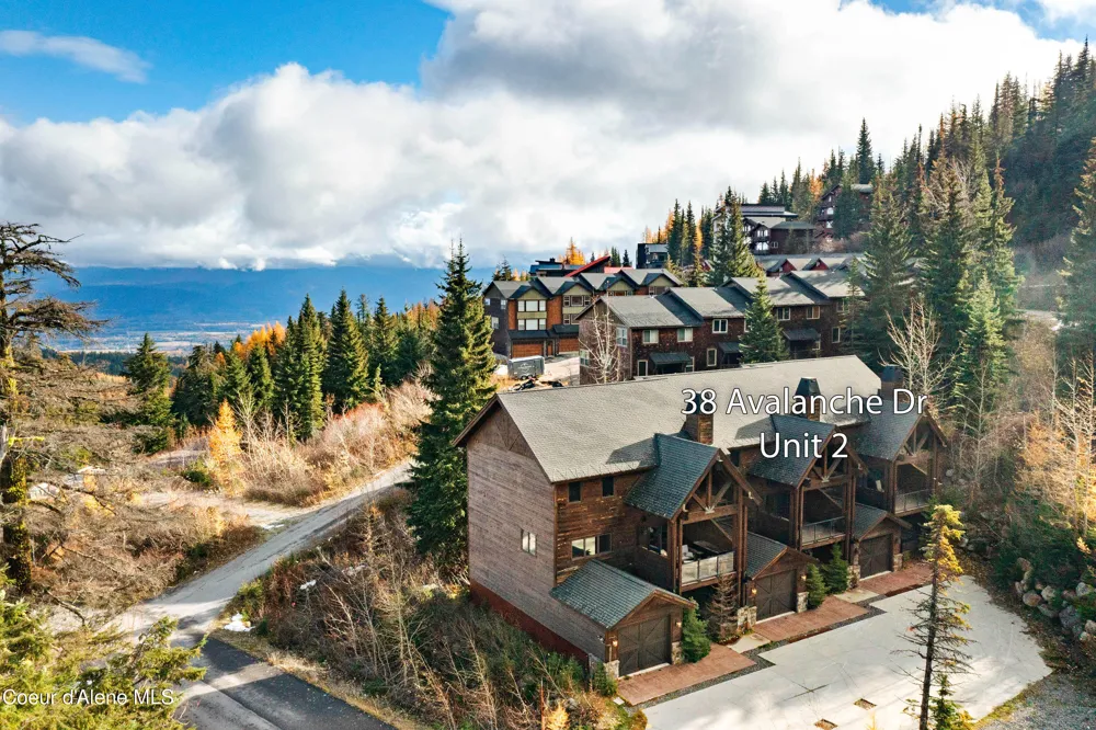 38 Avalanche Road #2 Sandpoint, ID 83864