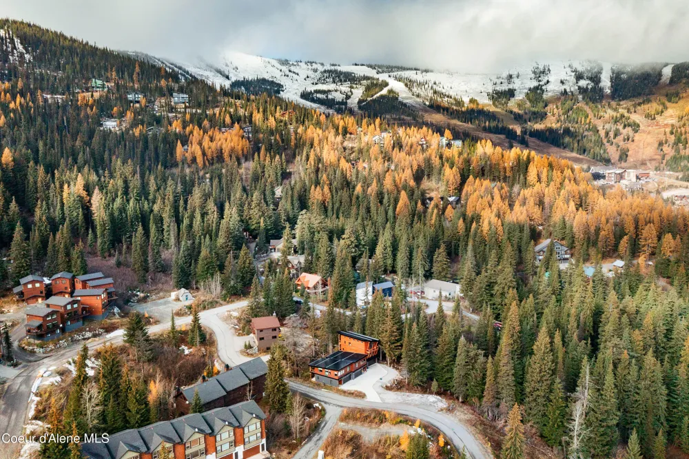 38 Avalanche Road #2 Sandpoint, ID 83864