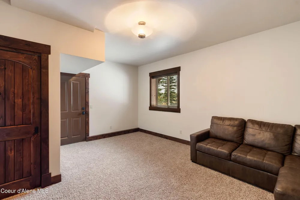 38 Avalanche Road #2 Sandpoint, ID 83864