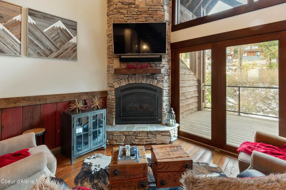 38 Avalanche Road #2 Sandpoint, ID 83864