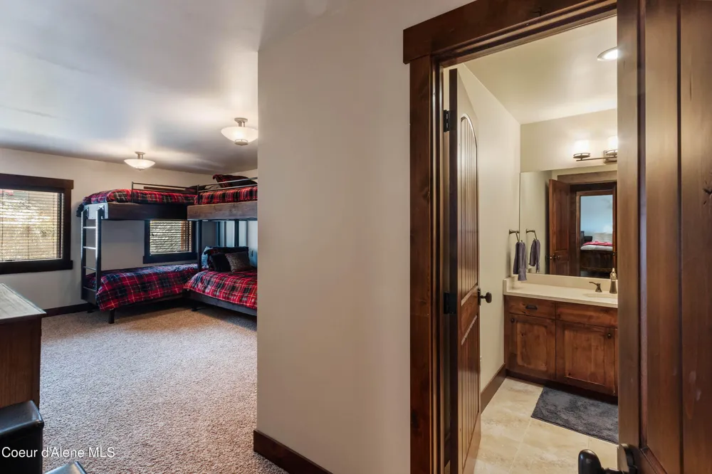38 Avalanche Road #2 Sandpoint, ID 83864