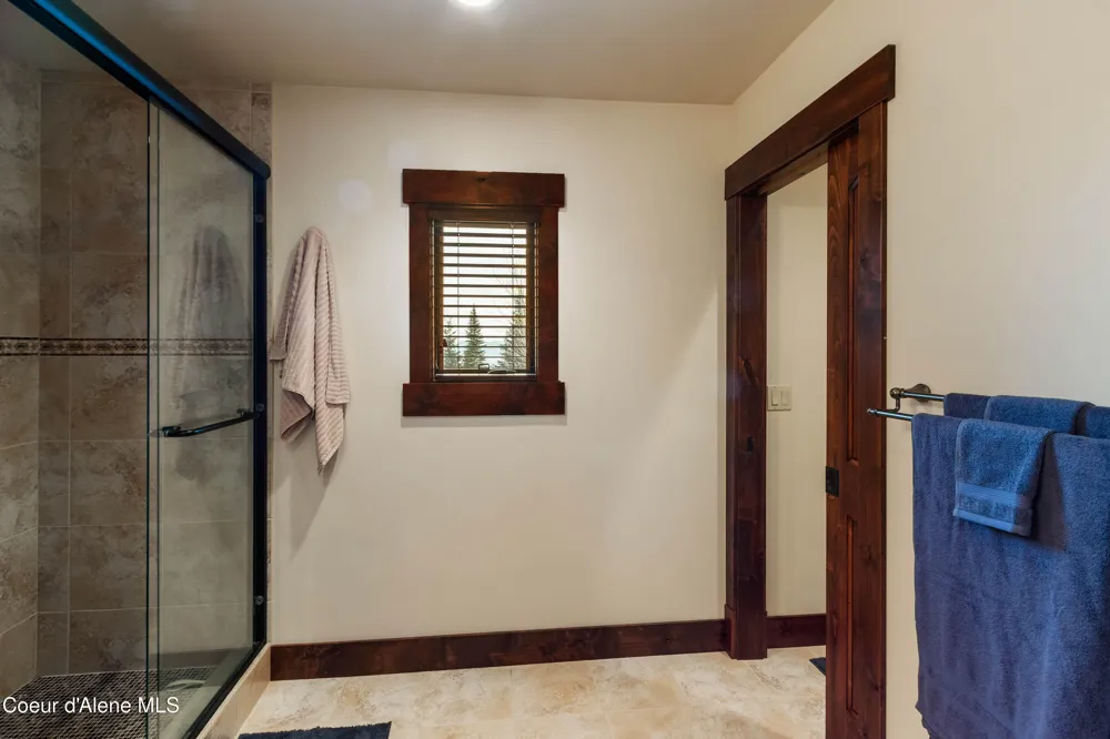 38 Avalanche Road #2 Sandpoint, ID 83864