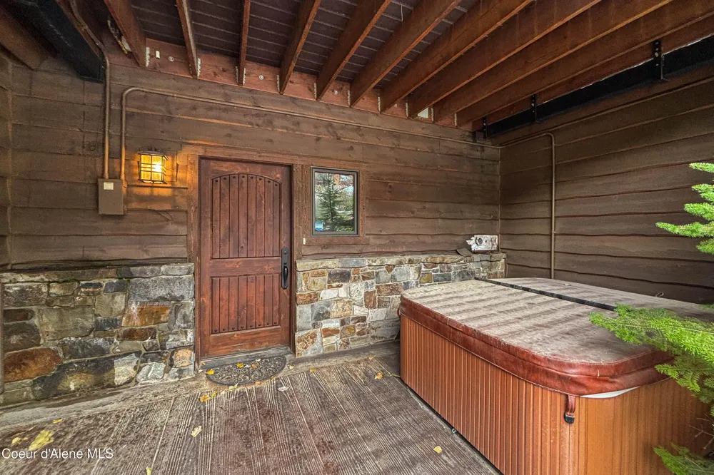 38 Avalanche Road #2 Sandpoint, ID 83864