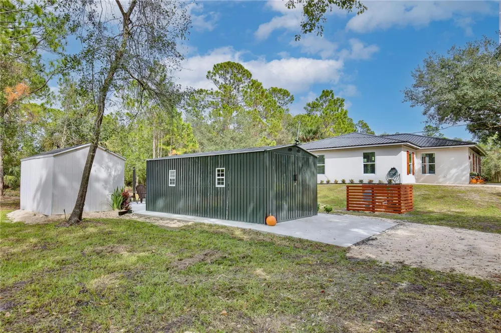 1255 FLINT TRAIL Geneva, FL 32732