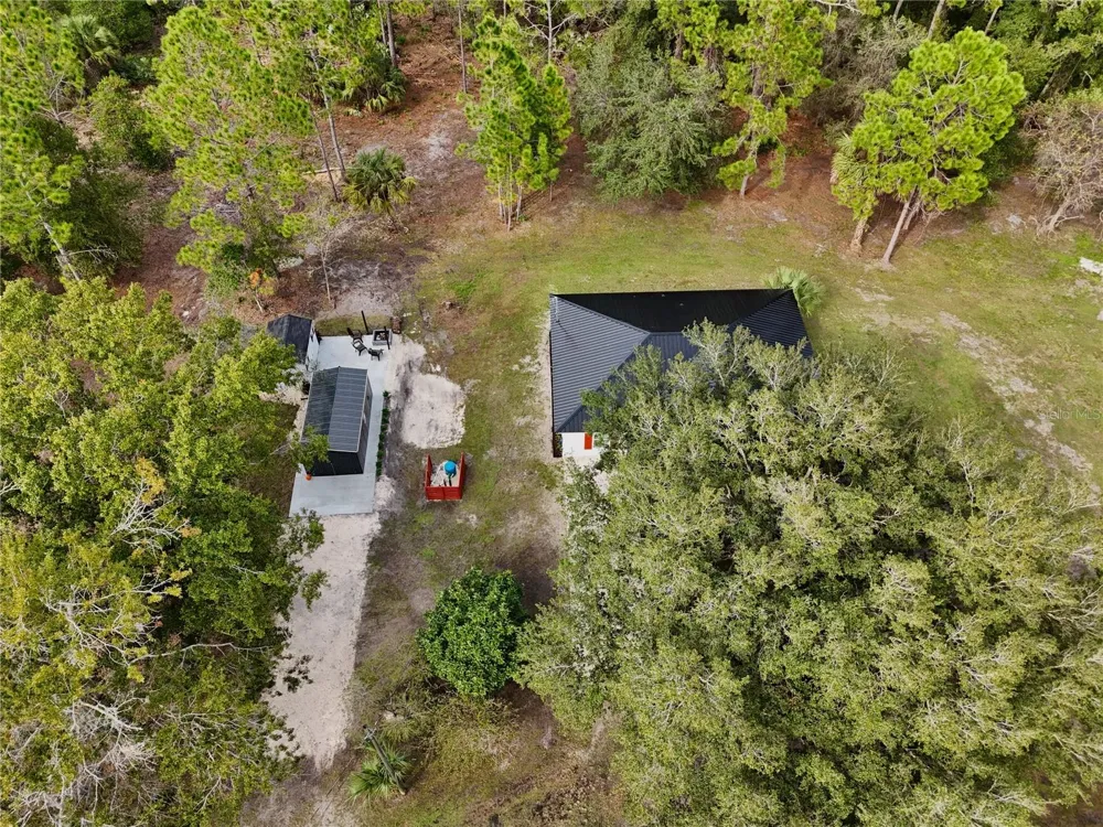 1255 FLINT TRAIL Geneva, FL 32732