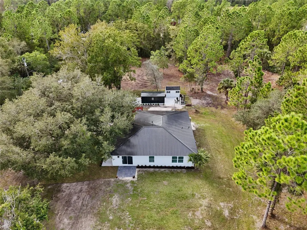 1255 FLINT TRAIL Geneva, FL 32732