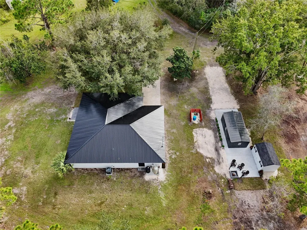 1255 FLINT TRAIL Geneva, FL 32732