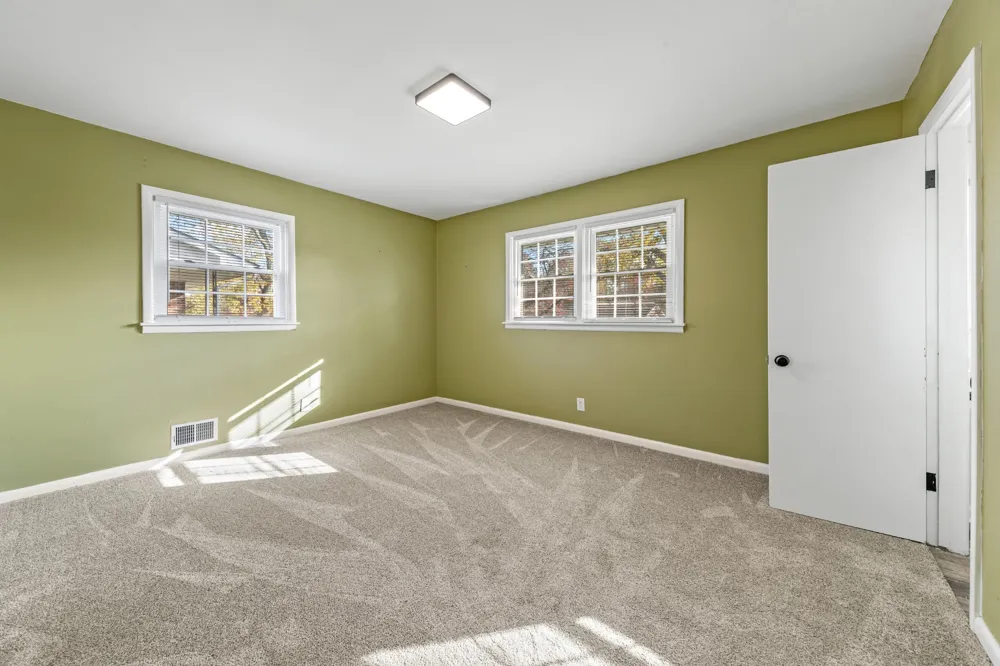 502 9th St Lawrenceburg, TN 38464