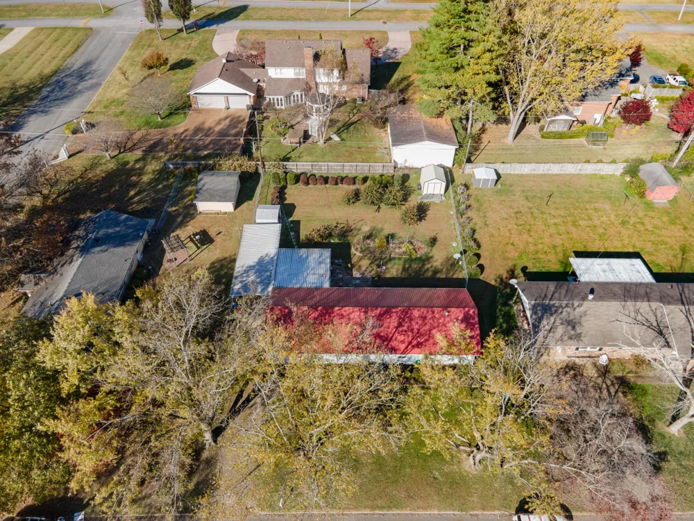 502 9th St Lawrenceburg, TN 38464
