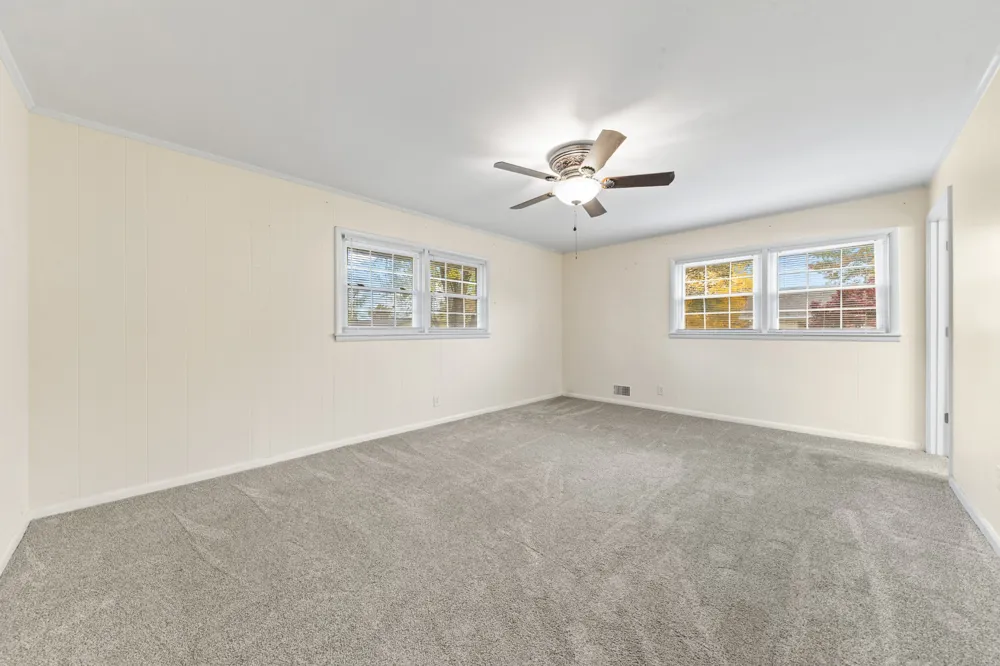 502 9th St Lawrenceburg, TN 38464
