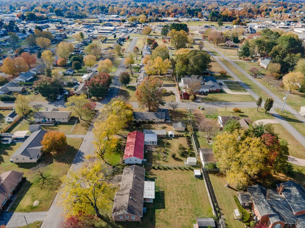 502 9th St Lawrenceburg, TN 38464