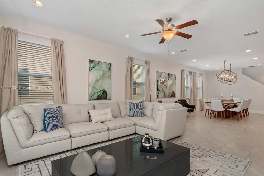 7700 Fairfax Kissimmee, FL 34747