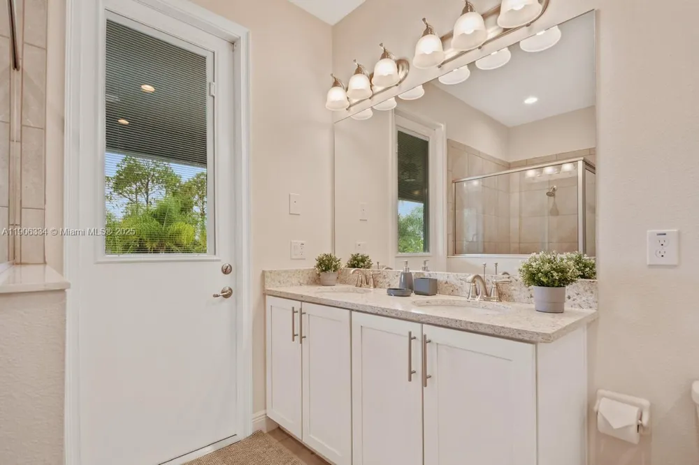 7700 Fairfax Kissimmee, FL 34747