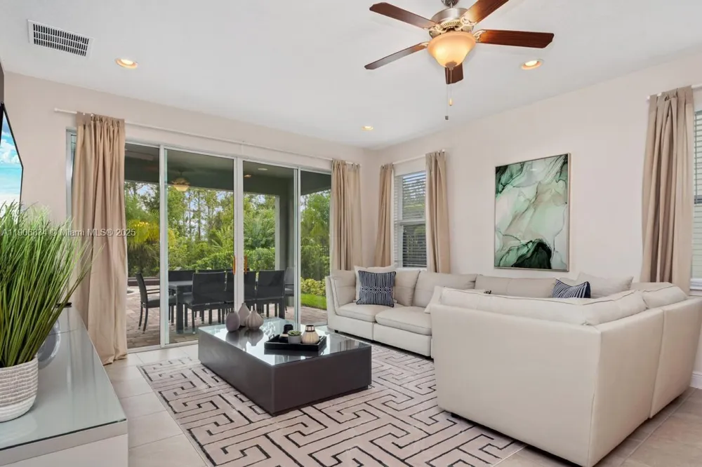 7700 Fairfax Kissimmee, FL 34747